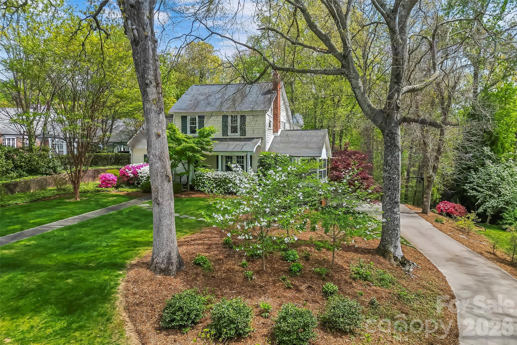4368667 - 115 Riverside Court