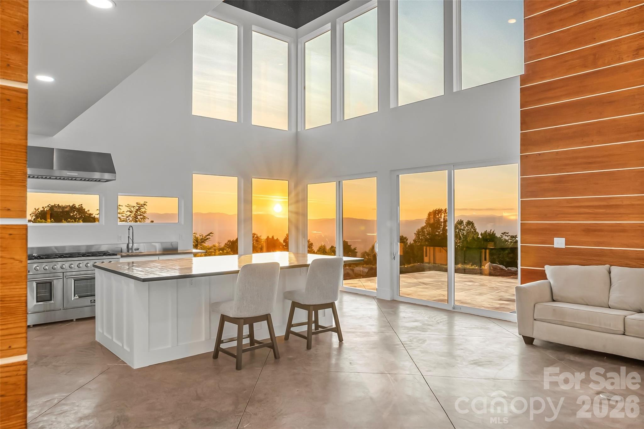 4395015 - 6718 Walkertop Mountain Heights Drive